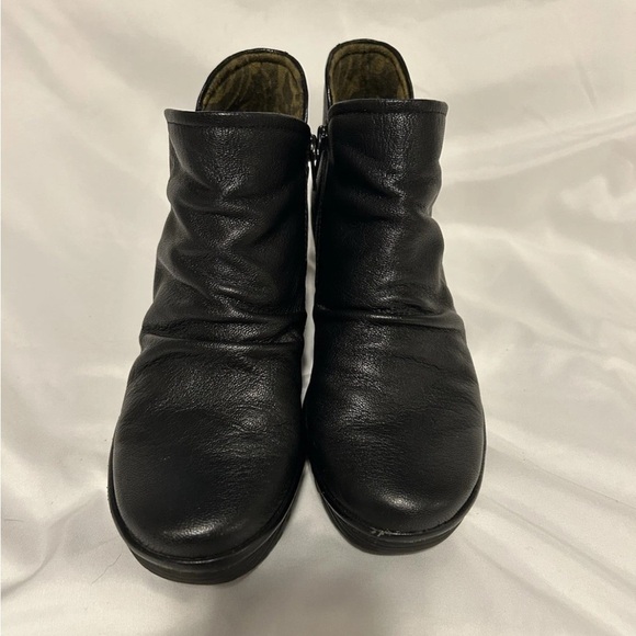 Fly London Black Wedge Ankle Boots - Size 40, equivalent to size 9 EUC - Picture 4 of 8